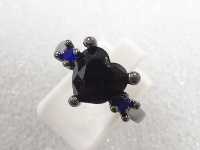 JAPANESE KIMONO / ANTIQUE COLORED STONE RING (SIZE 16)